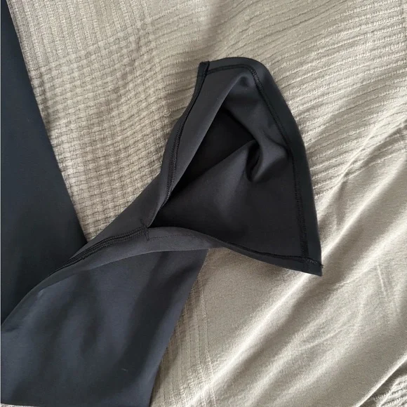 ALO Yoga Airlift High Waist Elongated Legging - Picture 5 of 9